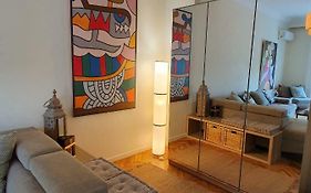 Urban Deluxe Apartments